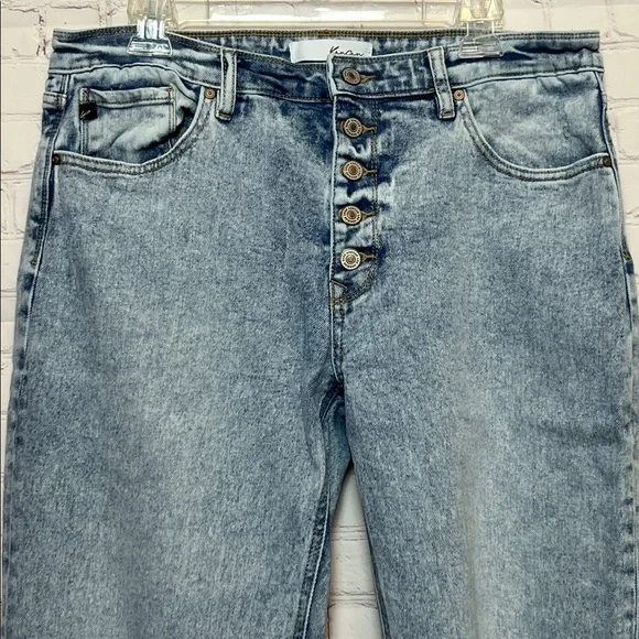 KanCan High Rise Cropped Straight Jeans - Picture 2 of 12